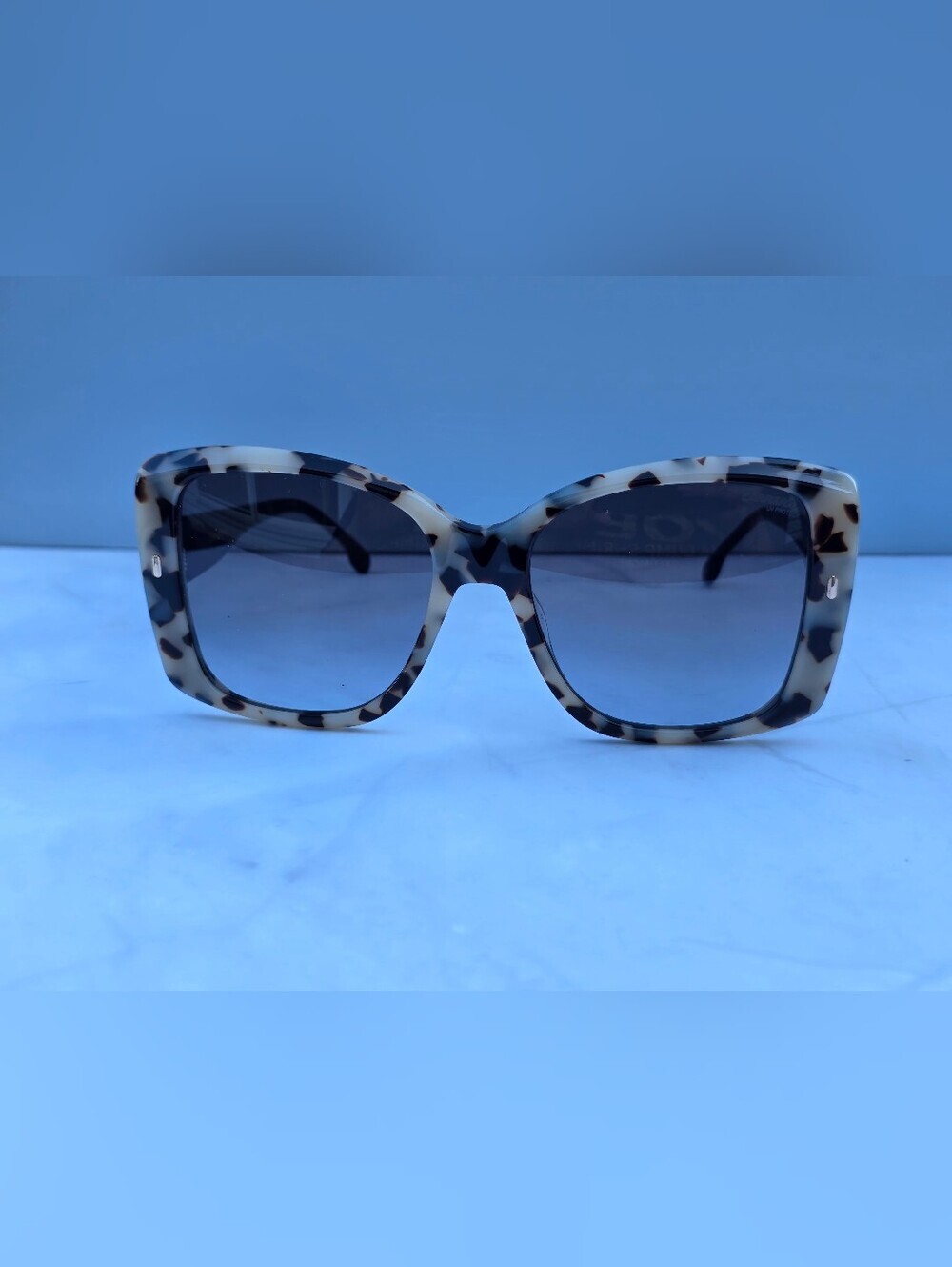 Carrera 3030/S Oversized Sunglasses White Havana Tortoise Gradient Lenses - Picture 2 of 6